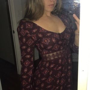 Super cute maroon maxi dress size small Zoe & Rose